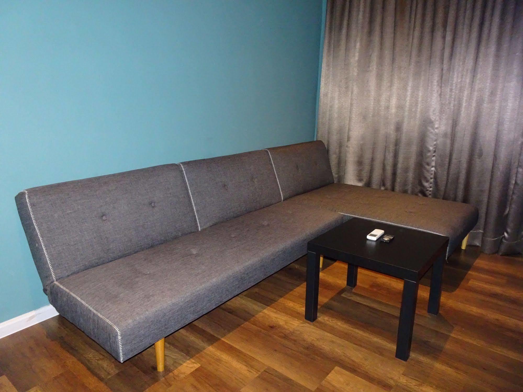 Bayfront Hotel Порт-Диксон Экстерьер фото
